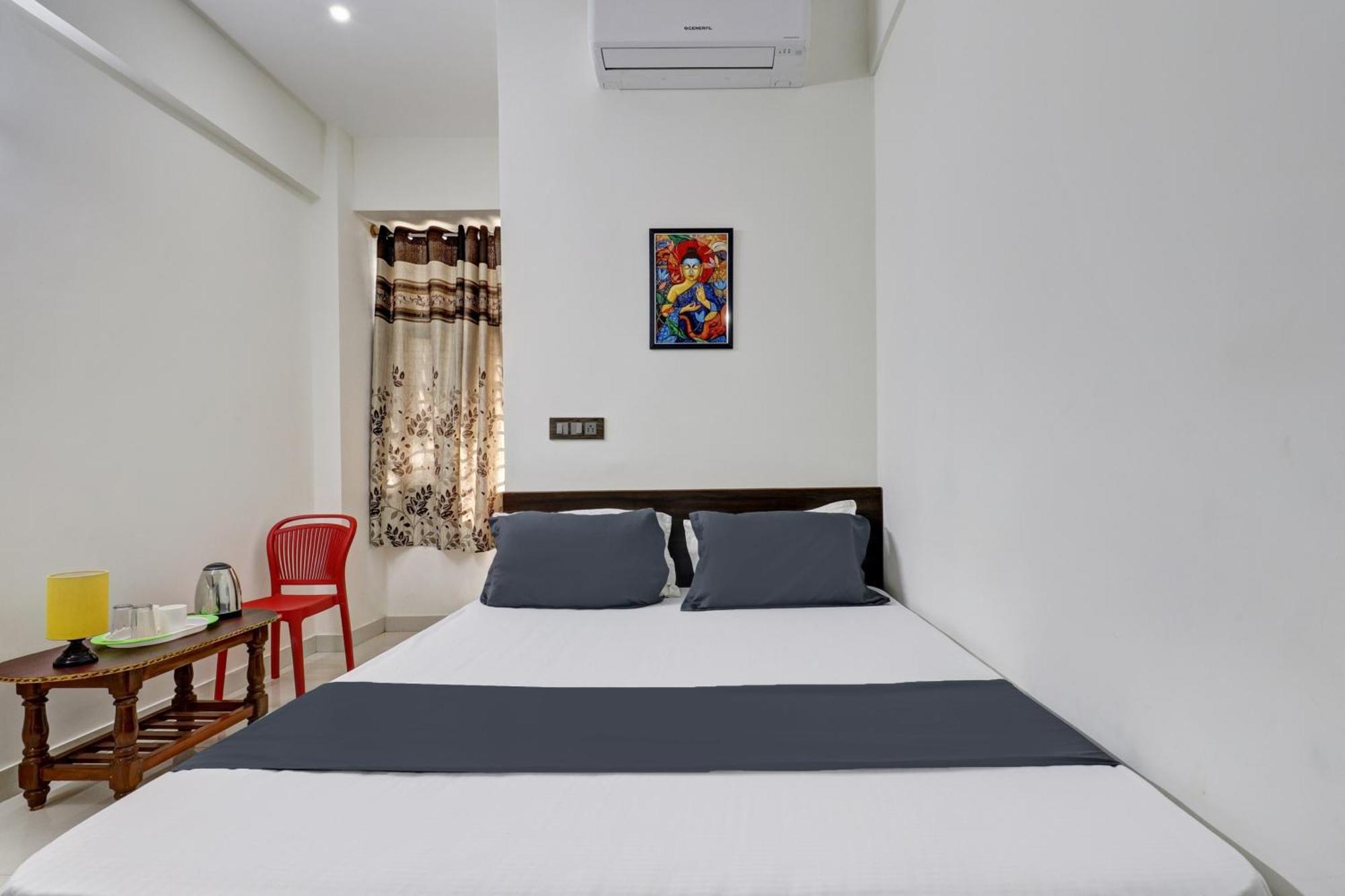 Hotel O J.K. Suites & Rooms Bangalore Exteriör bild