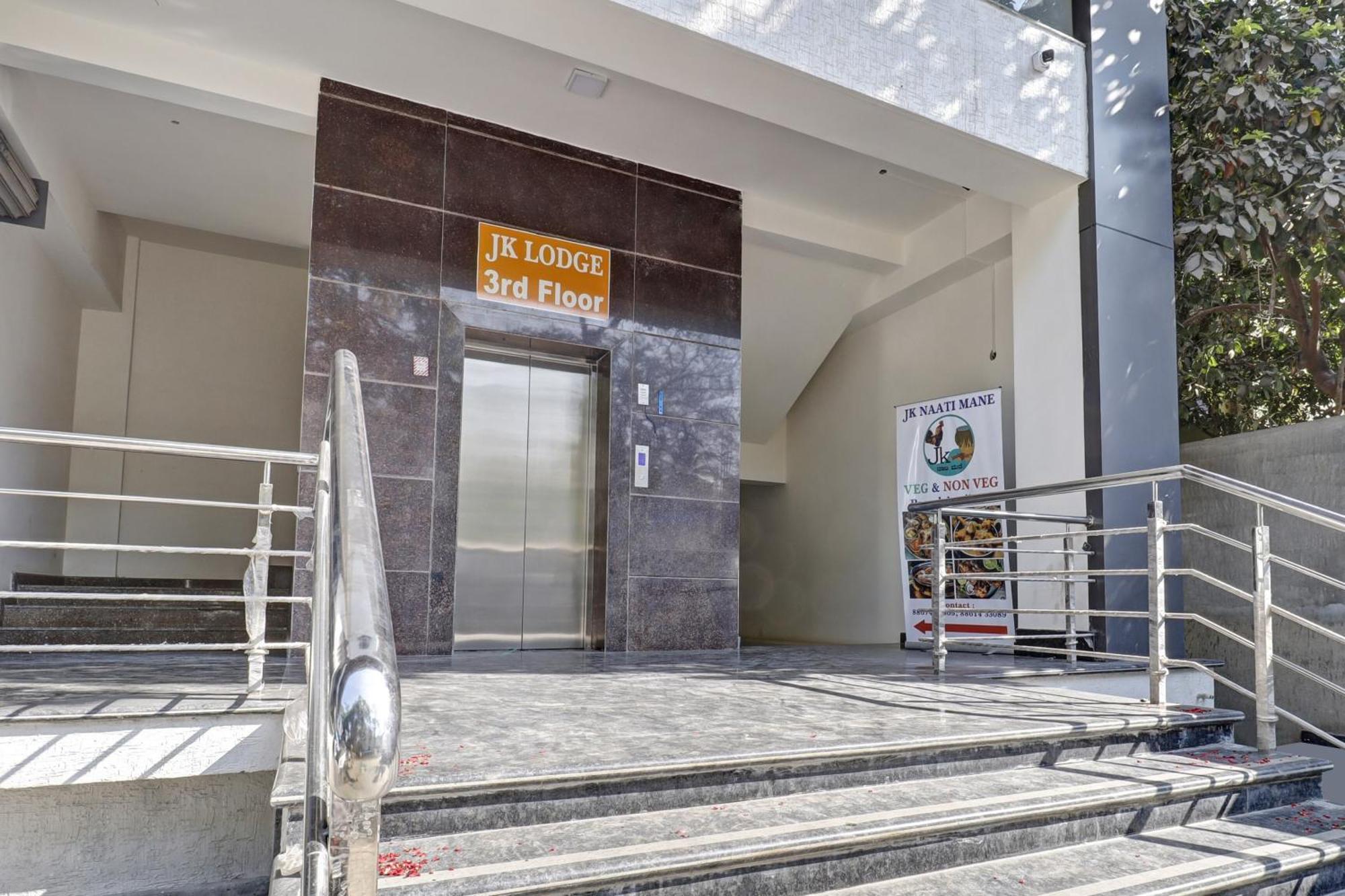 Hotel O J.K. Suites & Rooms Bangalore Exteriör bild